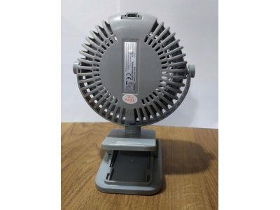 Wentylator biurkowy z klipsem pod USB z akumulatorem Volteno VO2547 szary