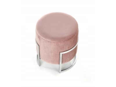 Pufa tapicerowana ze schowkiem otwierana CRICKET jasny różowy / srebrny